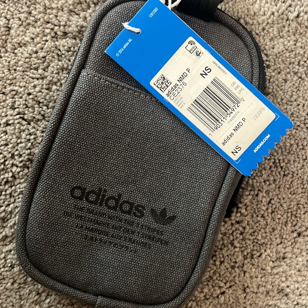 Adidas NMD Pouch NWT - Picture 3 of 7